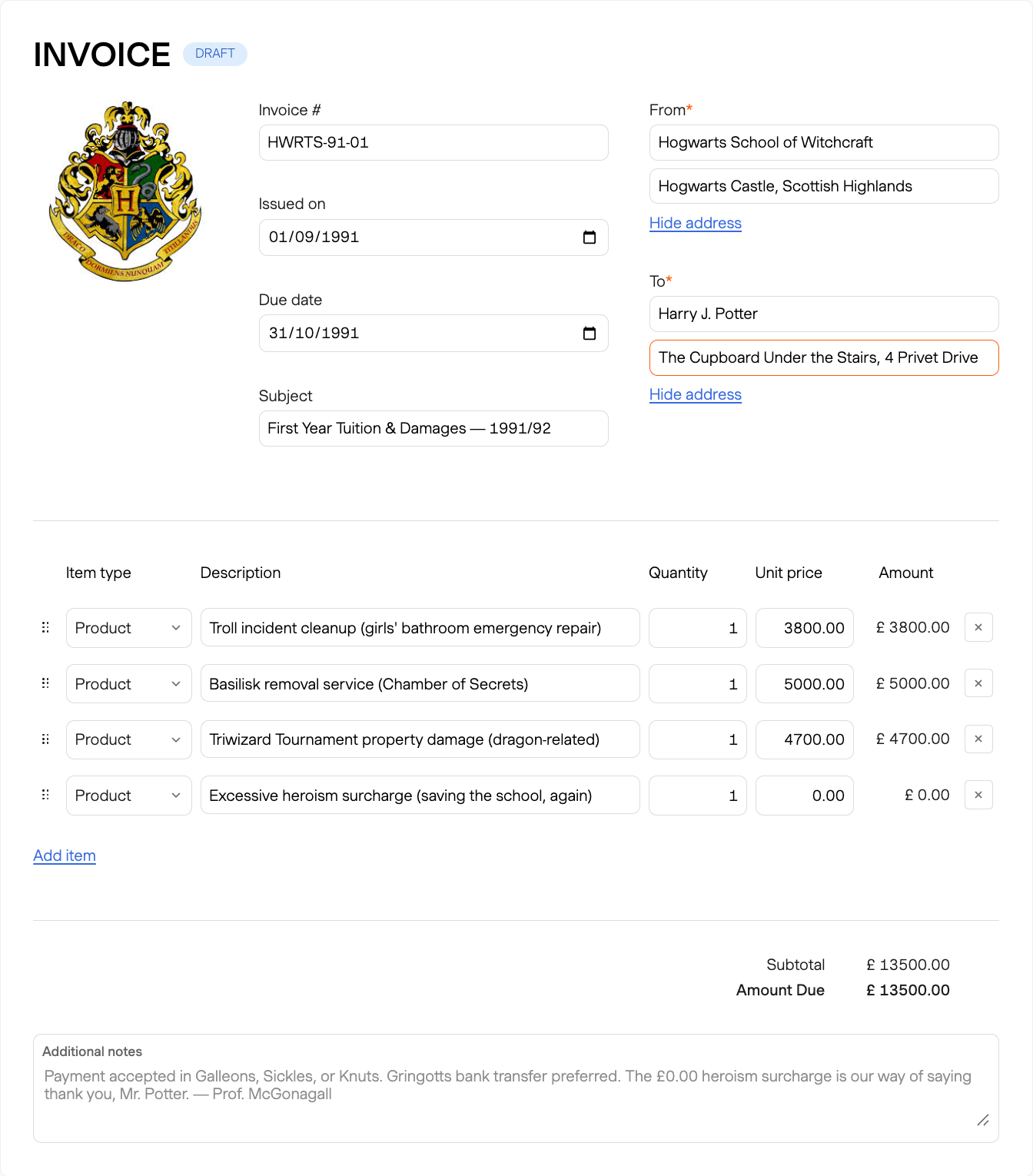 Modello di fattura con campi personalizzabili per diversi settori
